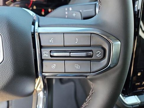 New 2026 GMC Yukon Denali w/ Sun & Power Step Package image 19