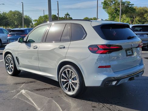 New 2026 BMW X5 xDrive40i w/ M Sport Package image 4