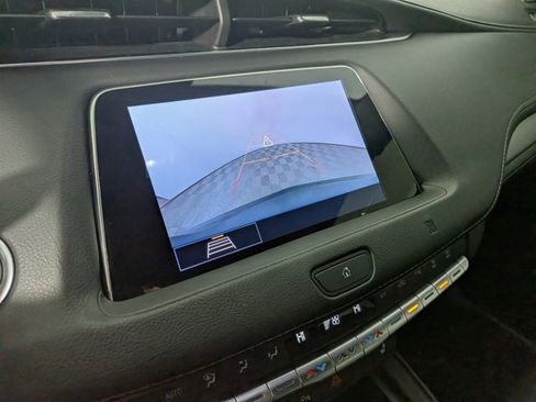 Used 2020 Cadillac XT4 Premium Luxury w/ Cold Weather Package image 5