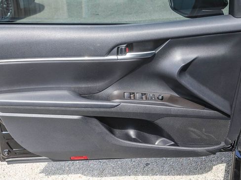 Used 2023 Toyota Camry SE FWD image 20
