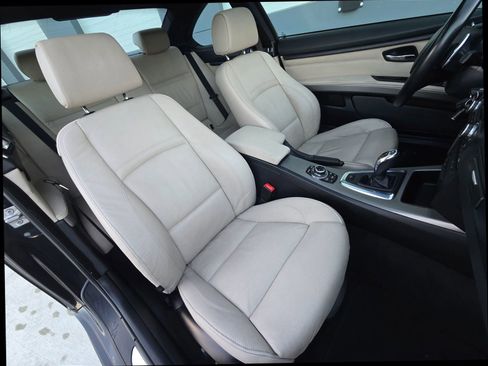 Used 2012 BMW 335is Coupe image 18