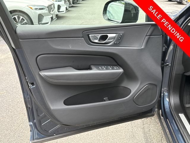 Certified 2024 Volvo XC60 B5 Plus w/ Protection Package Premier AWD/4WD image 9