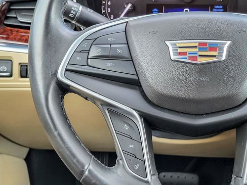 Used 2017 Cadillac XT5 Premium Luxury w/ Driver Assist Package AWD/4WD image 16