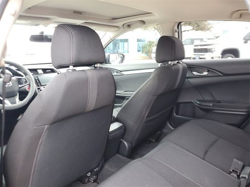 Used 2018 Honda Civic EX image 9