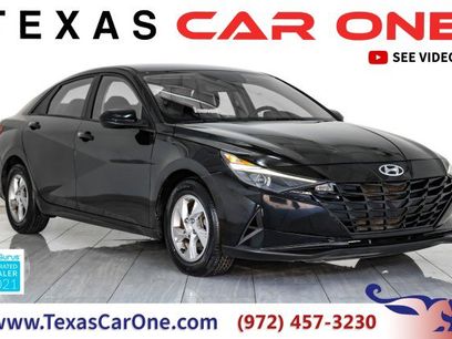 Used 2021 Hyundai Elantra SE w/ Cargo Package