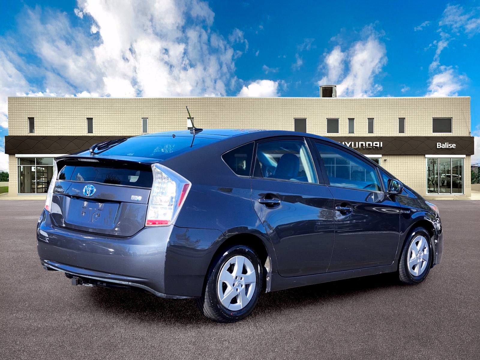 Used 2010 Toyota Prius Four w/ Solar Roof Pkg FWD image 3