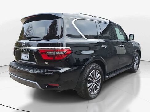 Used 2024 Nissan Armada SL w/ Captain's Chairs Package image 10