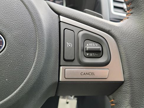 Used 2017 Subaru Crosstrek 2.0i Limited w/ Popular Package #2 image 8