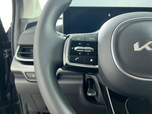 New 2026 Kia Carnival SX FWD image 18