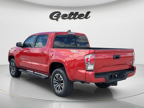 Used 2021 Toyota Tacoma TRD Sport w/ Technology Package RWD image 7