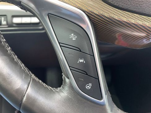 Used 2017 Cadillac XT5 Platinum AWD/4WD image 16
