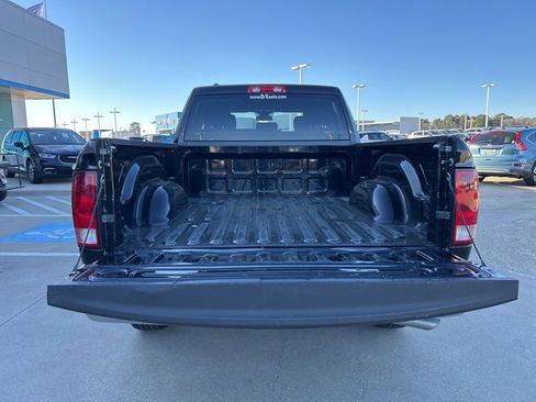 Used 2024 RAM 1500 Classic SLT image 7