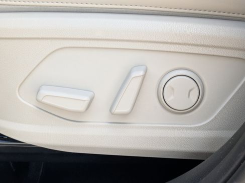 Certified 2023 Kia Sorento S image 29