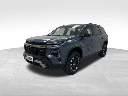 New 2026 Chevrolet Traverse Z71 w/ Enhanced Driving Package AWD/4WD image 3