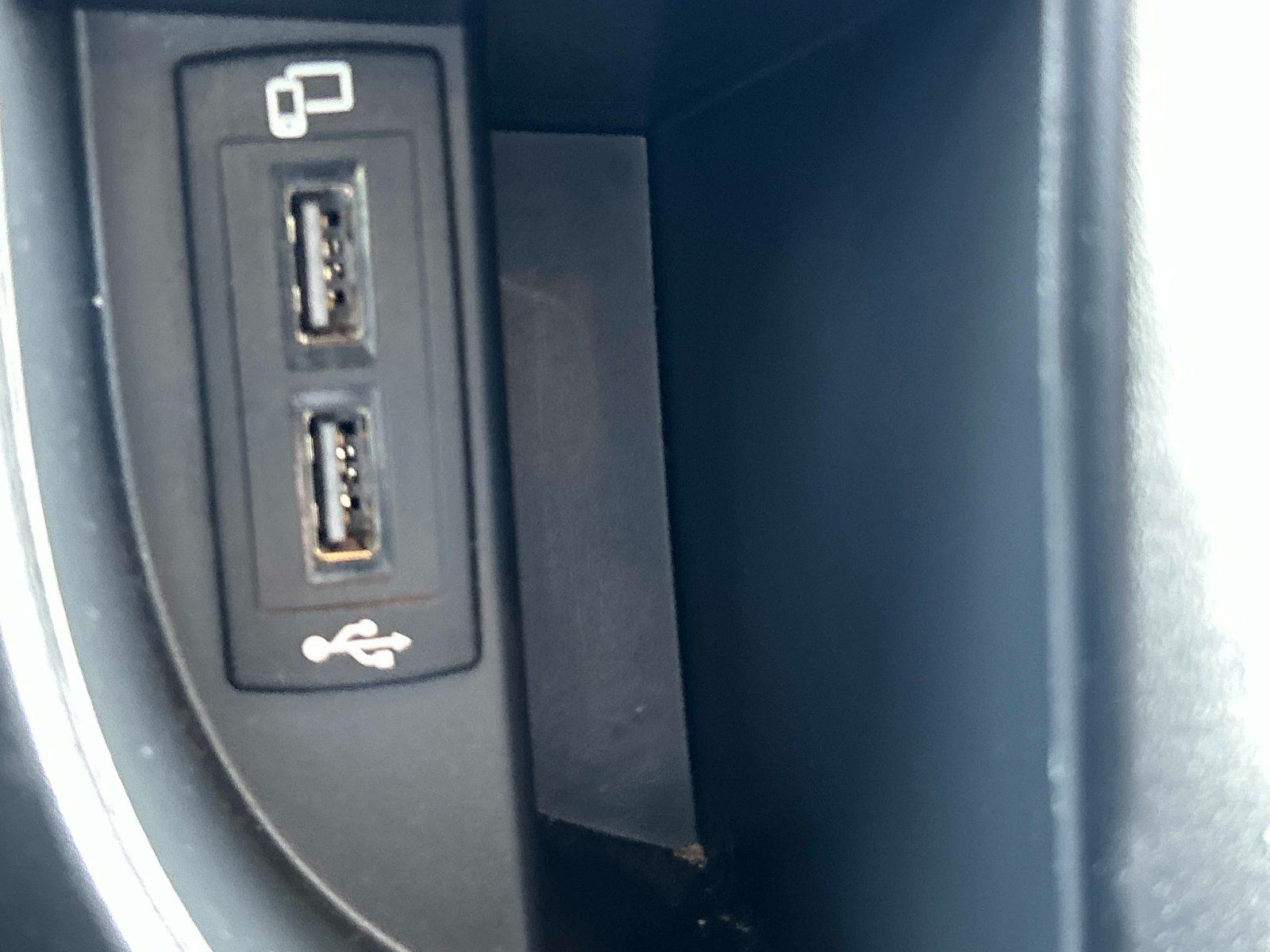 Used 2023 Mercedes-Benz Metris Passenger image 28