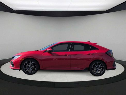 Used 2018 Honda Civic Sport Touring image 5