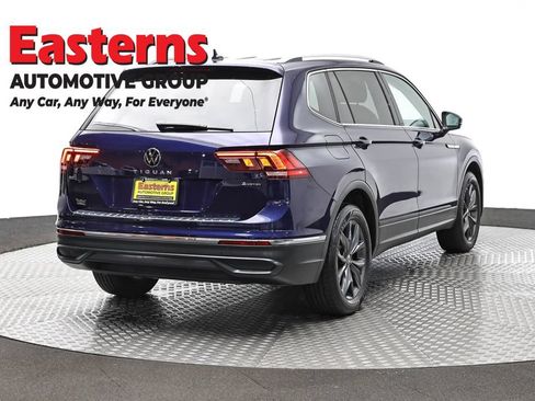 Used 2023 Volkswagen Tiguan SE AWD/4WD image 5
