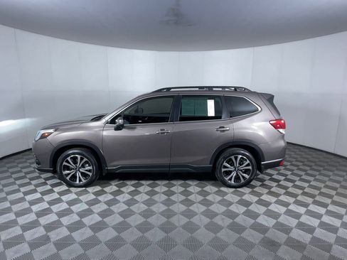 Used 2023 Subaru Forester Limited image 5
