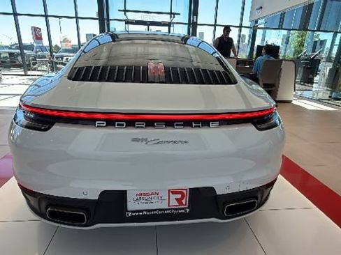 Used 2024 Porsche 911 Carrera RWD image 4