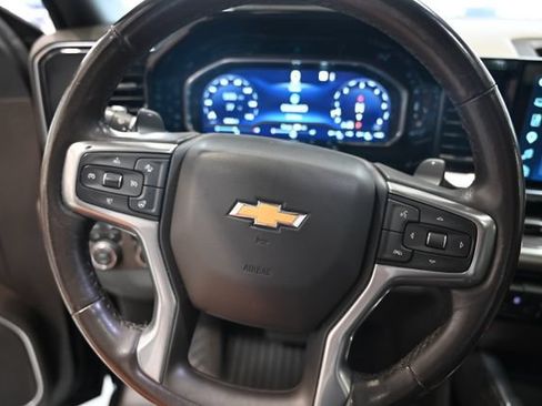 Used 2022 Chevrolet Silverado 1500 LTZ w/ LTZ Premium Package AWD/4WD image 22