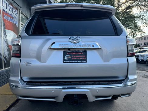 Used 2022 Toyota 4Runner Limited RWD image 4