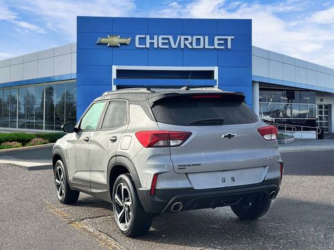 Certified 2023 Chevrolet TrailBlazer RS w/ Convenience Package image 3