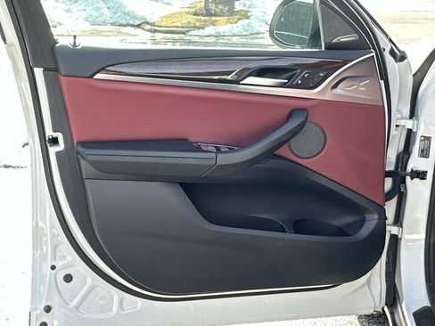 Used 2023 BMW X4 xDrive30i w/ Convenience Package image 22