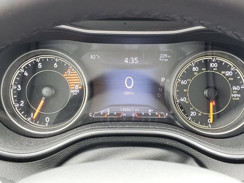 Used 2022 Jeep Cherokee Latitude Lux AWD/4WD image 9