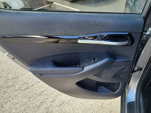 Used 2025 Kia Seltos S FWD image 10