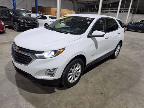 Used 2020 Chevrolet Equinox LT AWD/4WD image 2