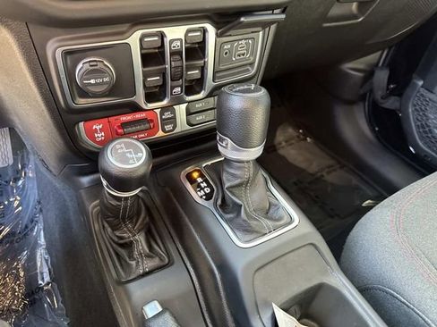 Used 2024 Jeep Gladiator Rubicon w/ Convenience Group image 26