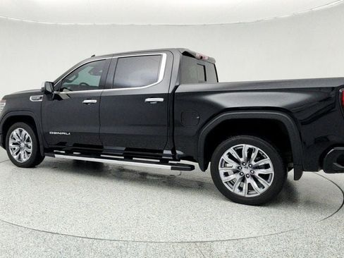 Used 2025 GMC Sierra 1500 Denali image 7