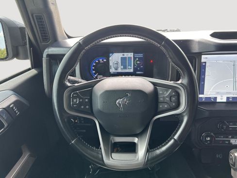 Used 2021 Ford Bronco Outer Banks AWD/4WD image 9