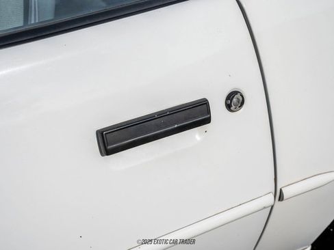 Used 1989 Pontiac Firebird Trans Am image 90