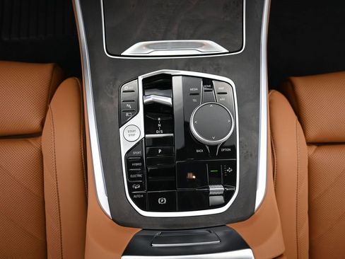 New 2026 BMW X5 xDrive50e w/ M Sport Package image 15