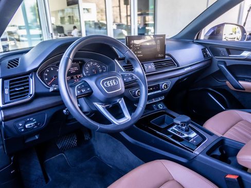 Used 2023 Audi Q5 2.0T Premium w/ Convenience Package AWD/4WD image 18