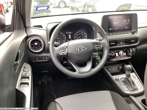 Used 2022 Hyundai Kona SE image 11