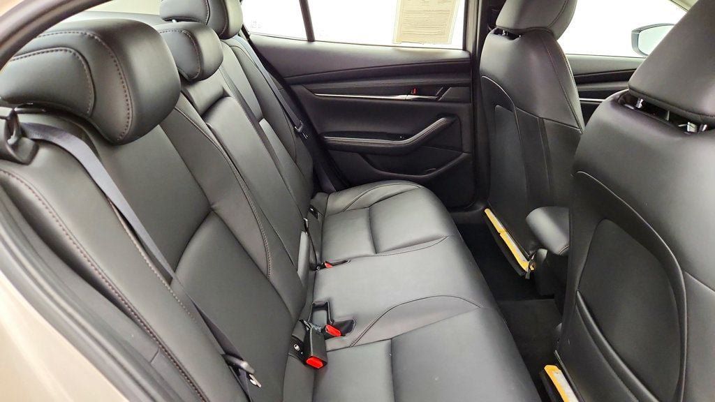 Used 2025 MAZDA MAZDA3 s FWD image 22