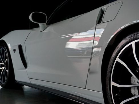 Used 2013 Chevrolet Corvette 427 w/ 1SC Preferred Equipment Group RWD image 44