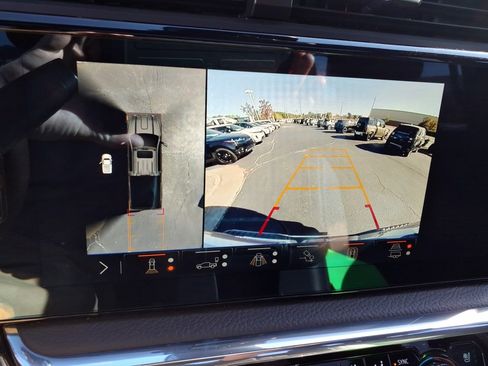 Used 2024 GMC Sierra 2500 Denali w/ Denali Reserve Package image 18