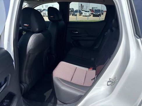 New 2026 Nissan Kicks SR AWD/4WD image 10
