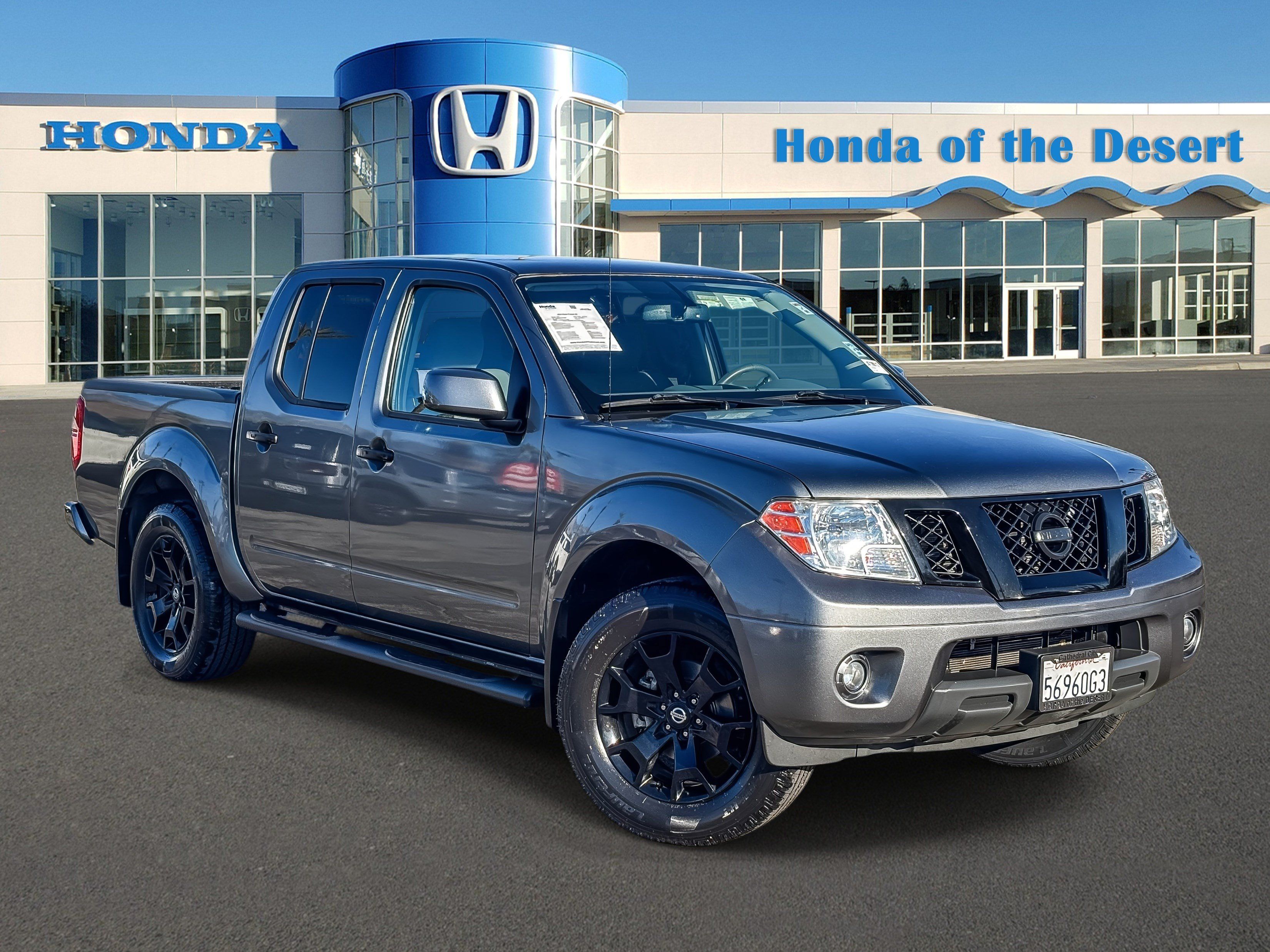 Used 2020 Nissan Frontier SV w/ Midnight Edition Floor Mats RWD image 1