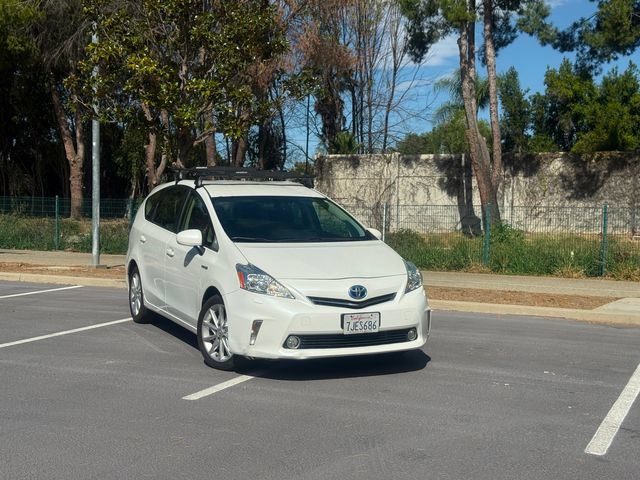 Used 2014 Toyota Prius V Five FWD image 1