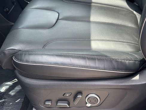 Used 2024 Hyundai Palisade Calligraphy image 27