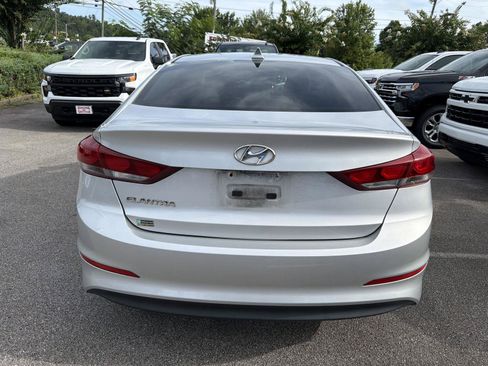 Used 2018 Hyundai Elantra SEL FWD image 3