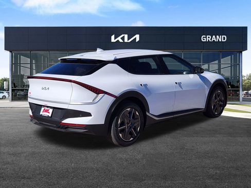New 2025 Kia EV6 Light image 5
