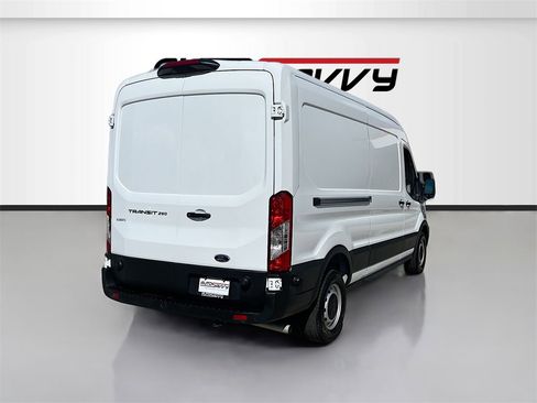 Used 2024 Ford Transit 250 148 Medium Roof w/ Load Area Protection Package image 7