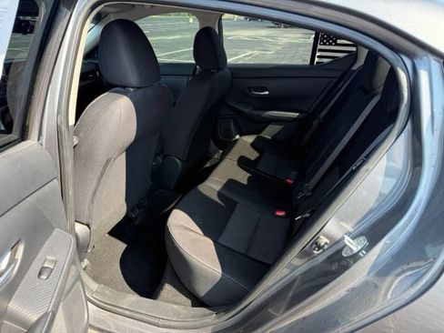 Used 2021 Nissan Sentra SV FWD image 8