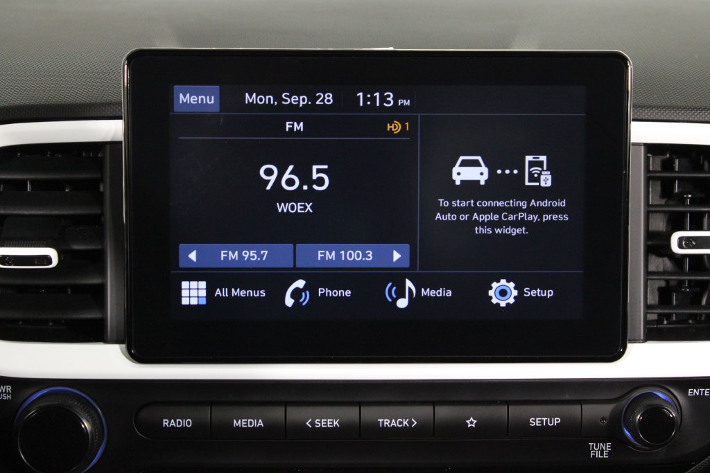 Certified 2026 Hyundai Venue SEL FWD image 9