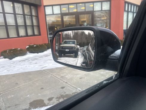 Used 2023 Ford Edge ST-Line w/ Class II Trailer Tow Package image 33